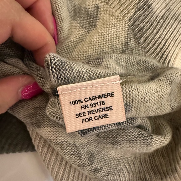 NWT Philosophy camo cashmere sweater - Picture 7 of 7